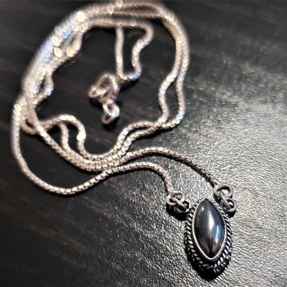 Vintage 925 silver necklace with a cabochon pendant in hematite and 925 silver. - Picture 1 of 6